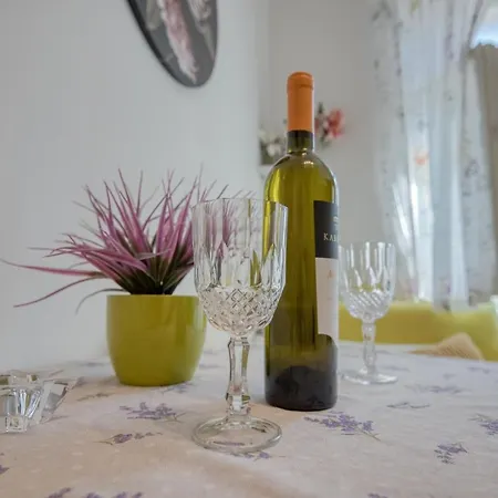 Ljube Апартаменти Пула