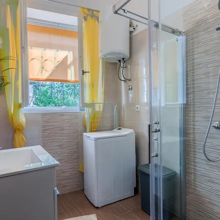 Apartment Ljube *